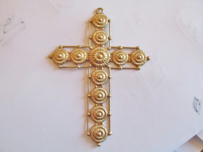 (image for) Cross Brass pendant 3" #FU-8250 - Click Image to Close